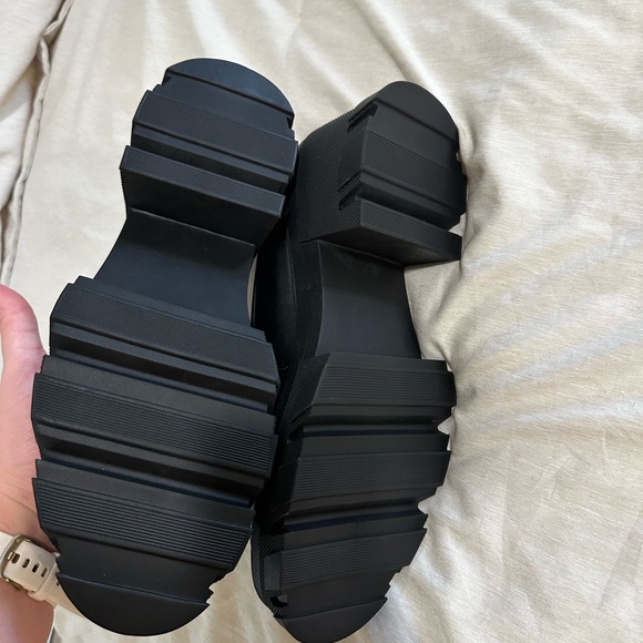 Chunky Loafers - Picture 3 of 3